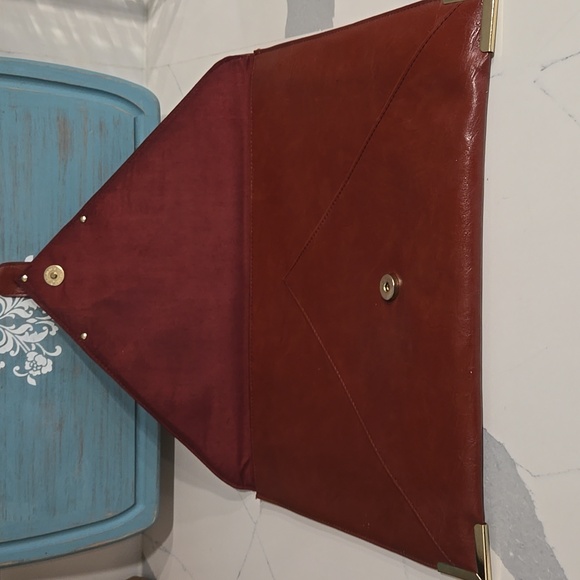 Beautiful Redish Brown Envelope Clutch- Large - Picture 3 of 6